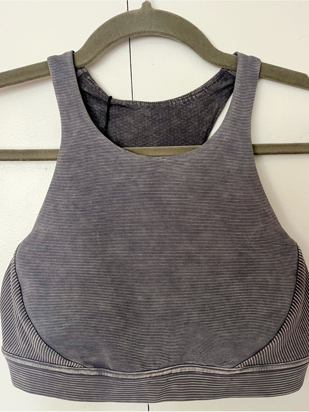 Lululemon Bob and Weave Bra Size 6 NWT